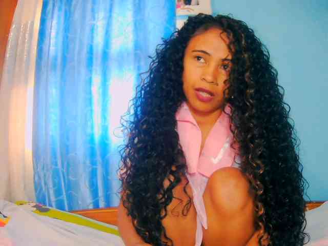 prettygirls11 webcam