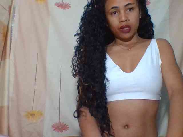 prettygirls11 webcam