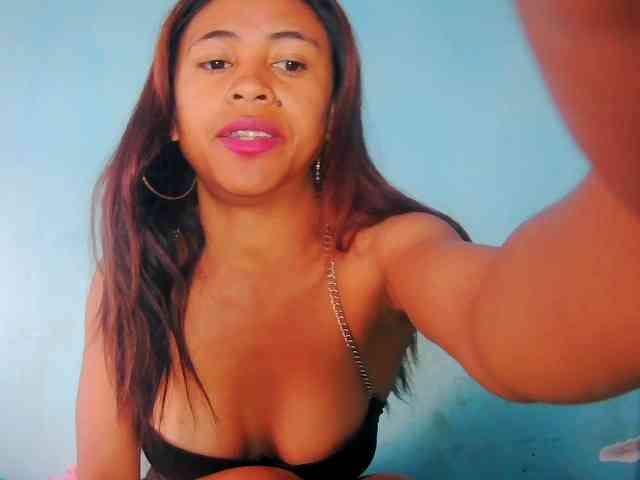 prettygirls11 webcam