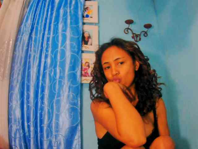 prettygirls11 webcam