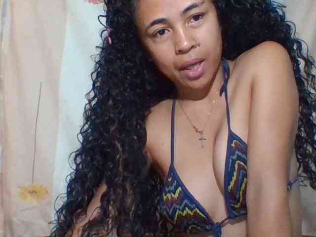 prettygirls11 webcam