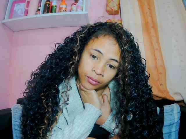 prettygirls11 webcam