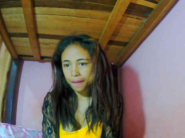 prettygirls11 webcam