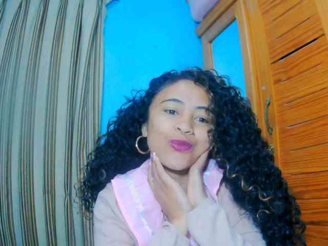 prettygirls11 webcam