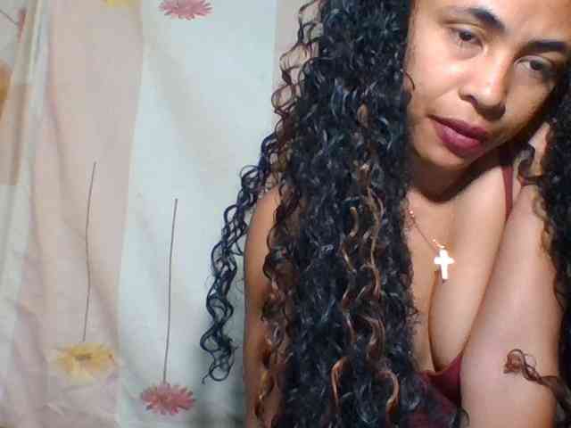 prettygirls11 webcam