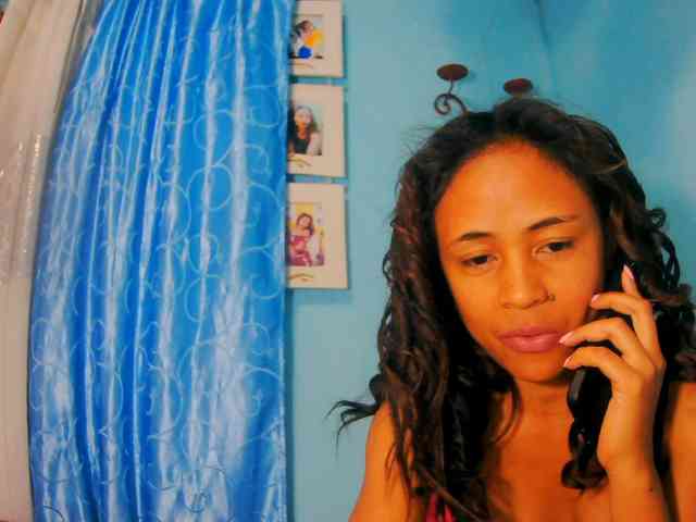prettygirls11 webcam