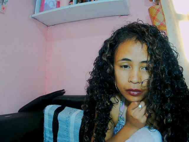 prettygirls11 webcam