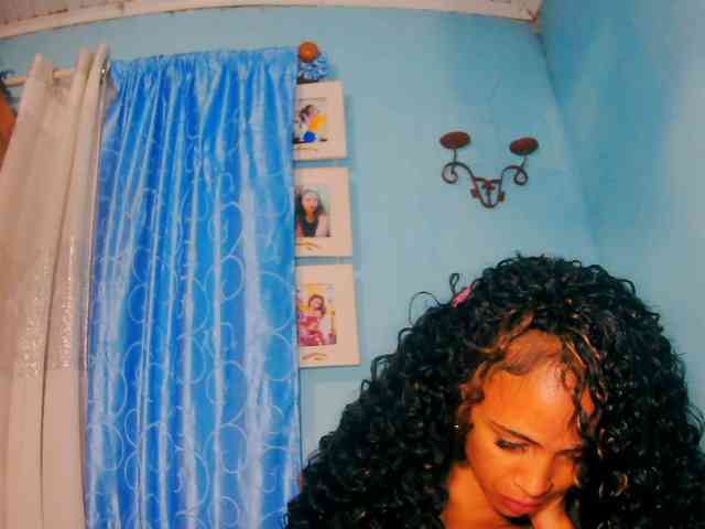 prettygirls11 webcam