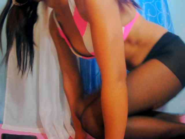 prettygirls11 webcam