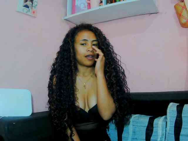 prettygirls11 webcam
