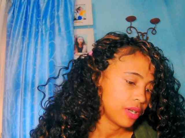prettygirls11 Live Webcam on BongaCams