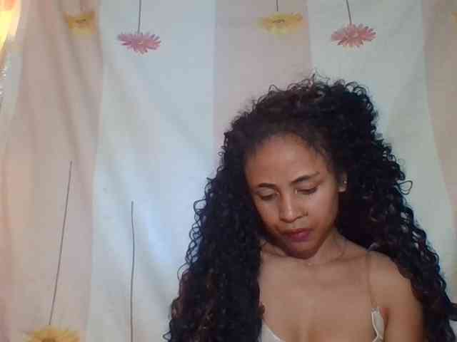 prettygirls11's live room
