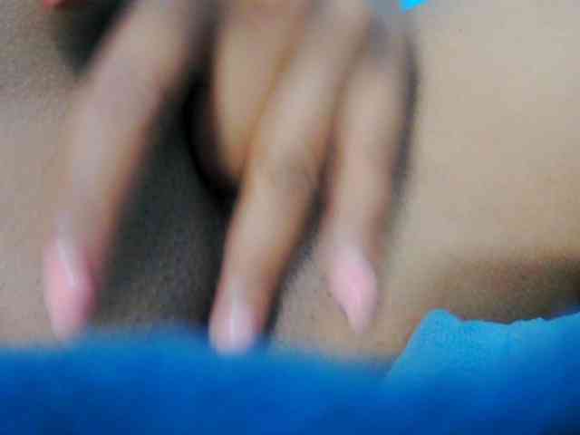 prettygirls11 webcam