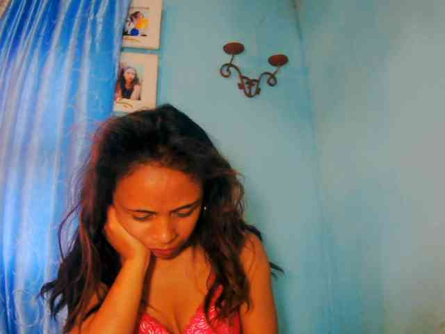 prettygirls11 webcam