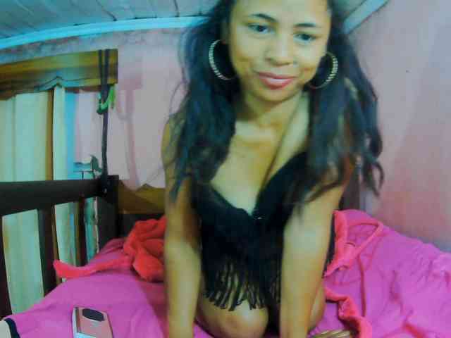 prettygirls11's live room