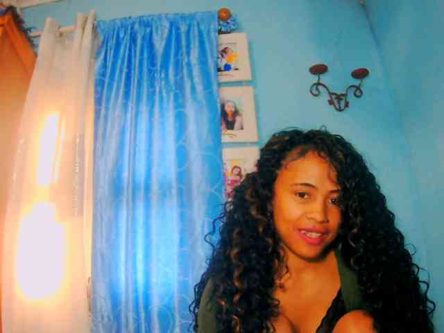 prettygirls11 webcam