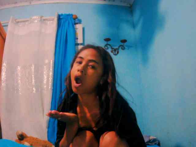prettygirls11 webcam