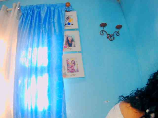 prettygirls11 webcam