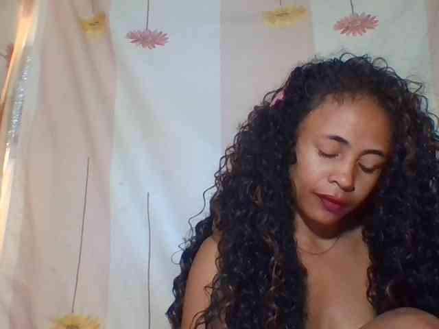 prettygirls11 webcam