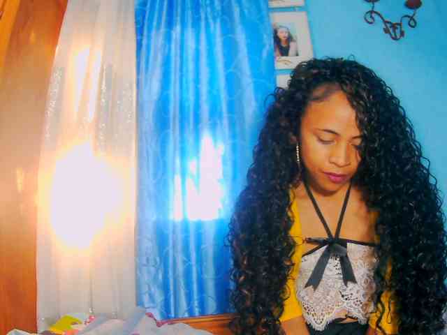 prettygirls11 webcam