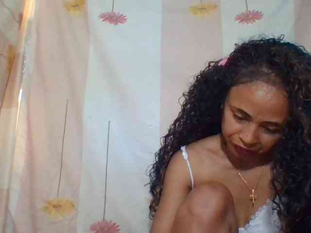 prettygirls11 webcam