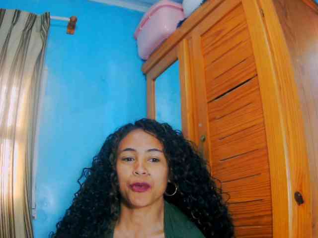 prettygirls11 webcam
