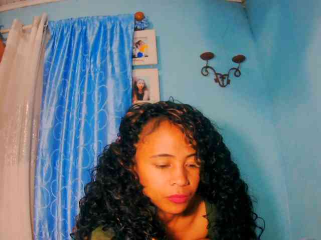 prettygirls11 webcam