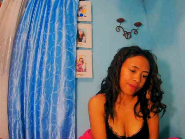 prettygirls11 webcam