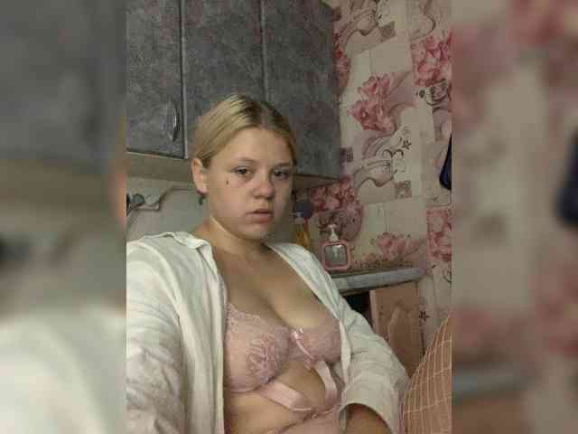 Karisha-3 Sex Cam Show