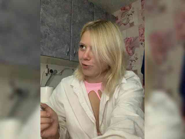 Karisha-3 Sex Cam Show