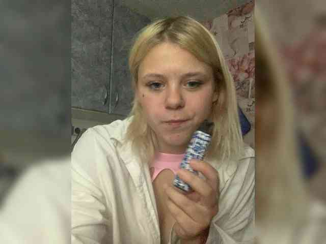 Karisha-3 Sex Cam Show