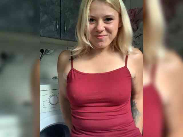 Karisha-3 Sex Cam Show