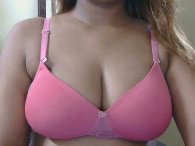 kanika1