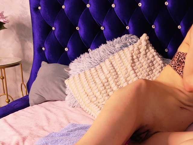 MayaPhoebe live cam on 