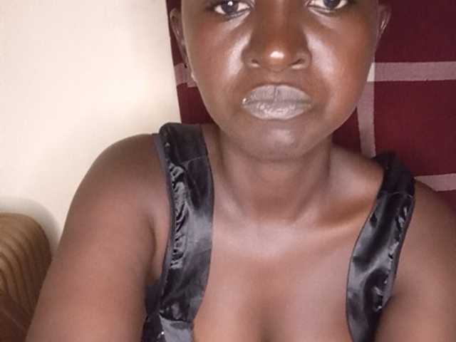 Hottiebae live webcam show