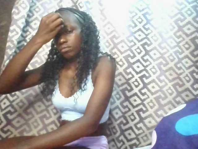 cocopinkk live cam on BongaCams