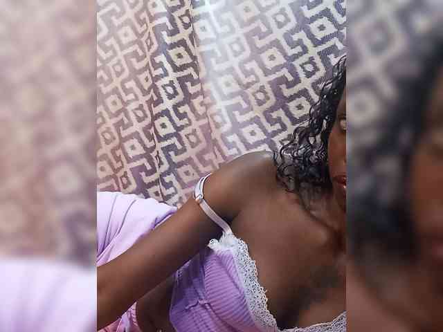 cocopinkk webcam