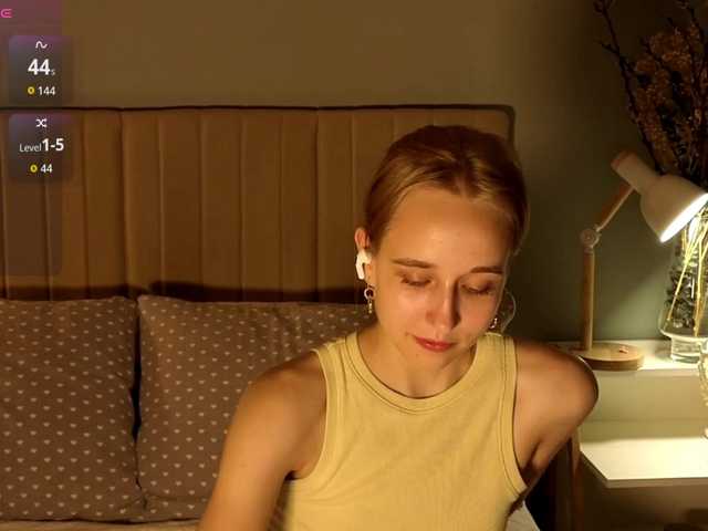 oliviakiiss live cam on BongaCams