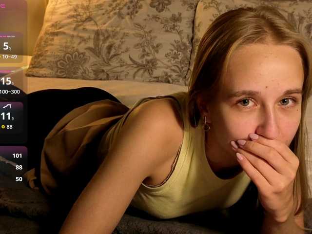 oliviakiiss live cam on BongaCams