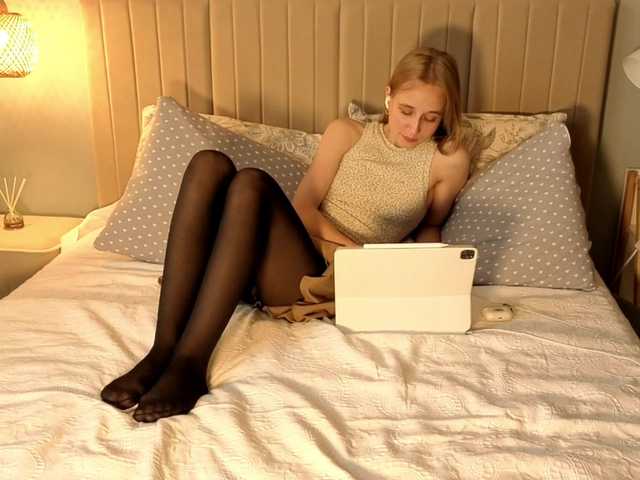 oliviakiiss live cam on BongaCams
