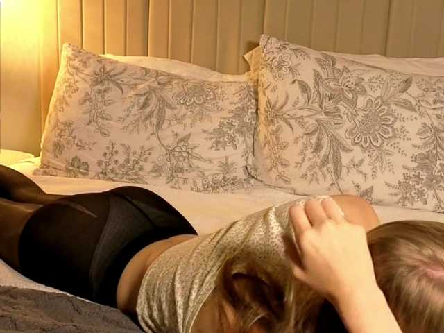 oliviakiiss live webcam show