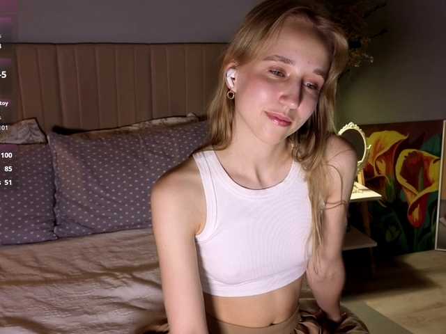 oliviakiiss live cam on BongaCams