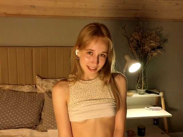oliviakiiss webcam