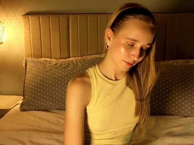 oliviakiiss live cam on BongaCams