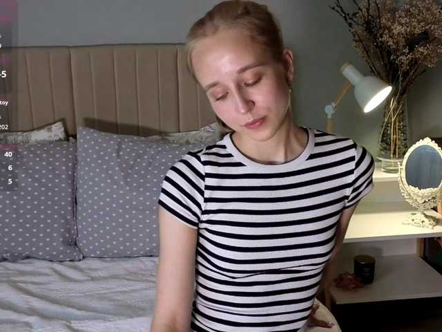 oliviakiiss live cam on BongaCams