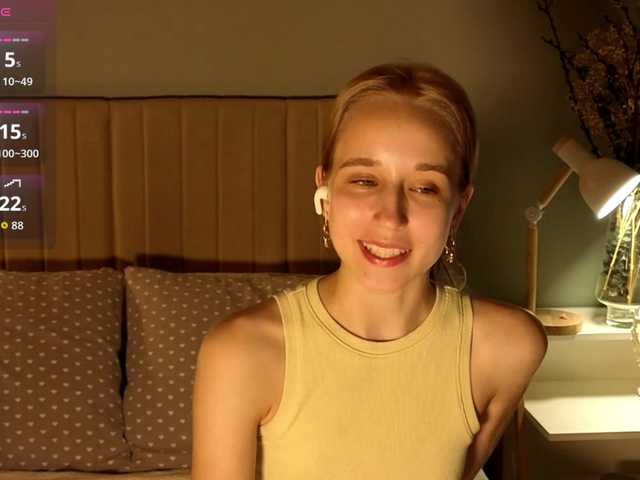 oliviakiiss live cam on BongaCams