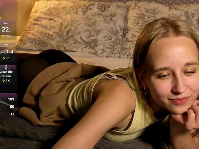 oliviakiiss live cam on BongaCams
