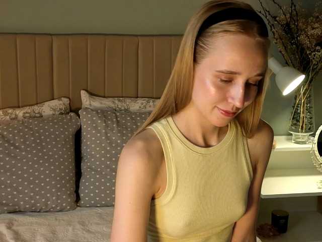 oliviakiiss live cam on BongaCams
