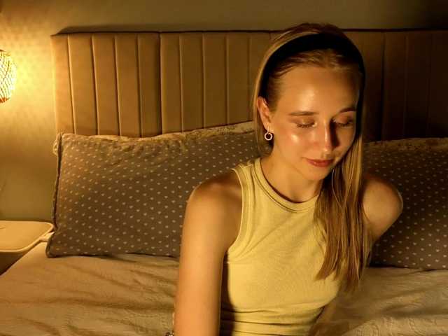 oliviakiiss live cam on BongaCams