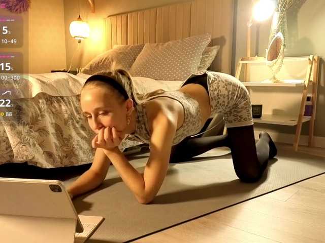oliviakiiss live cam on BongaCams